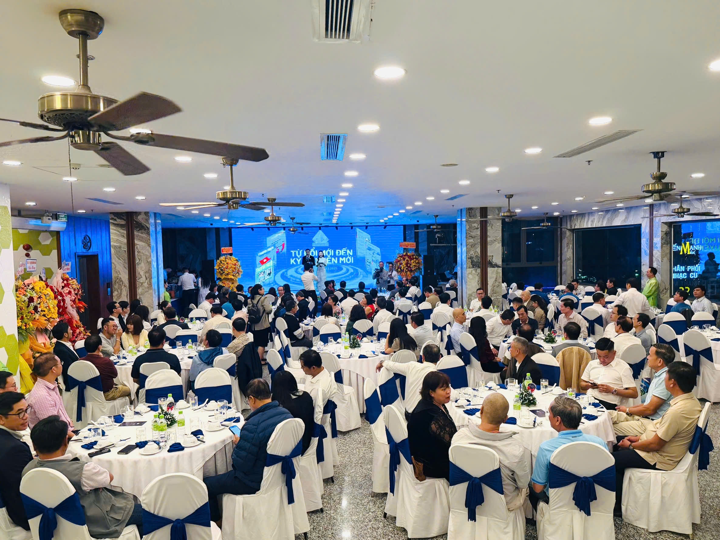 Ẩm Thực Trần trân trọng và vinh dự được đồng hành cùng Báo Thanh Niên trong “Lễ kỷ niệm 40 năm Báo Thanh Niên phát hành số đầu tiên”